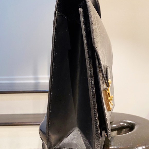 Louis Vuitton Monceau Epi Leather Bag - Picture 5 of 16